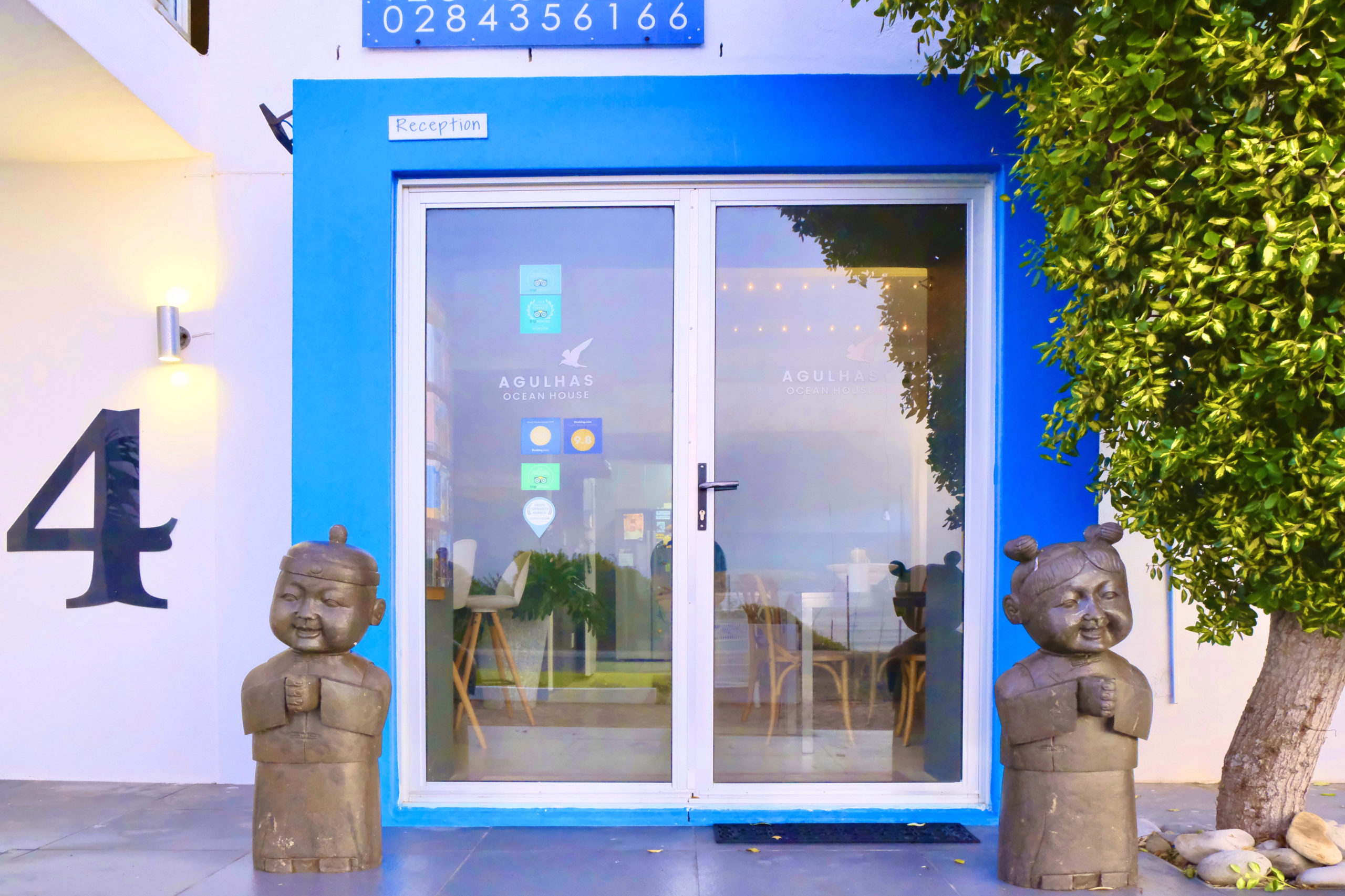 Guest house lounge area